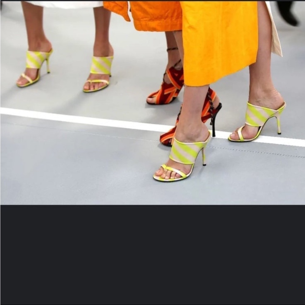 Dries Van Noten Satin Striped Heels
As seen on the Runway - Picture 2 of 9